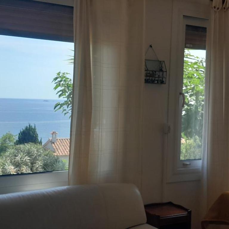 F3 RDC villa vue mer 180 face à la pointe de Giens - Appartement 1 Chambre - 11