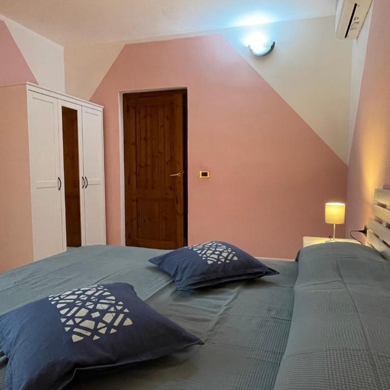 Casa Arborea - Appartamento con 4 Camere da Letto e Balcone - 6