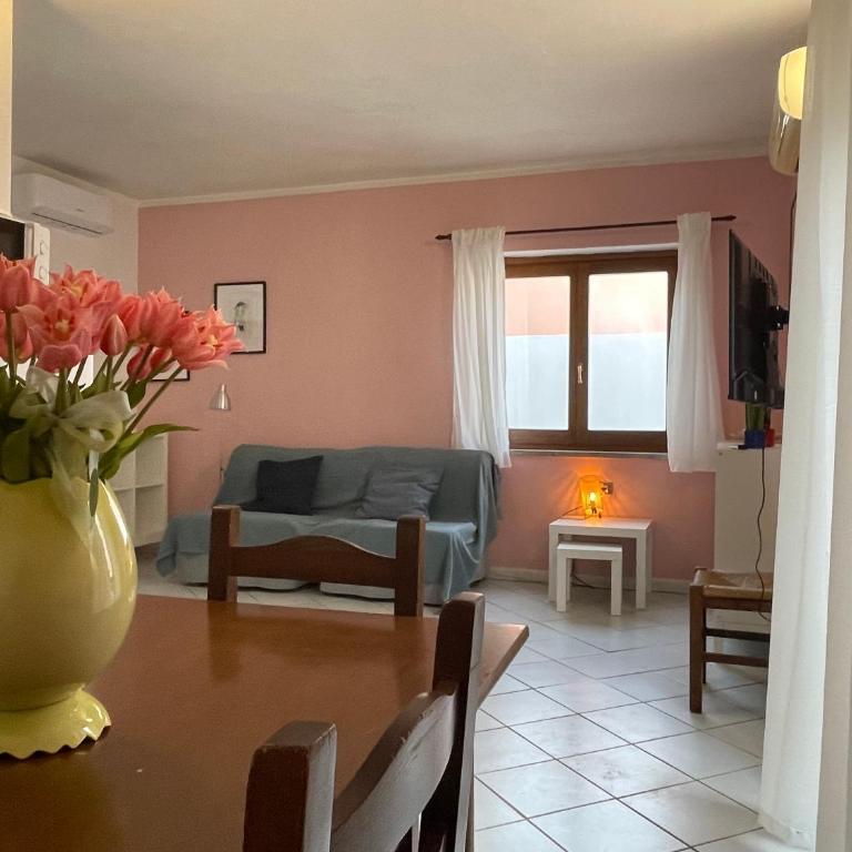 Casa Arborea - Appartamento con 4 Camere da Letto e Balcone - 37