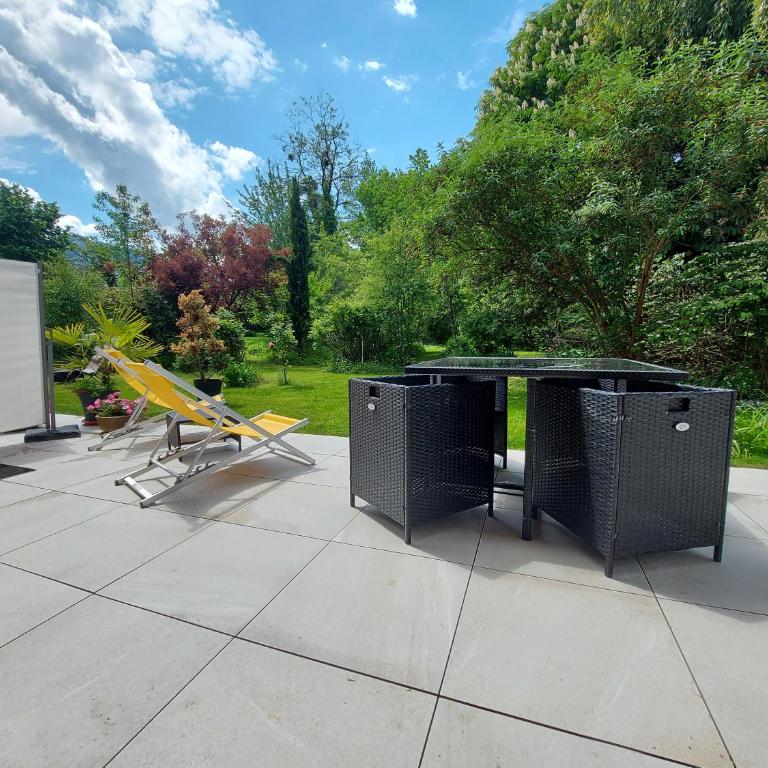 Centre St Jorioz : Charmant et spacieux studio avec terrasse et jardin privatif - Studio - 30