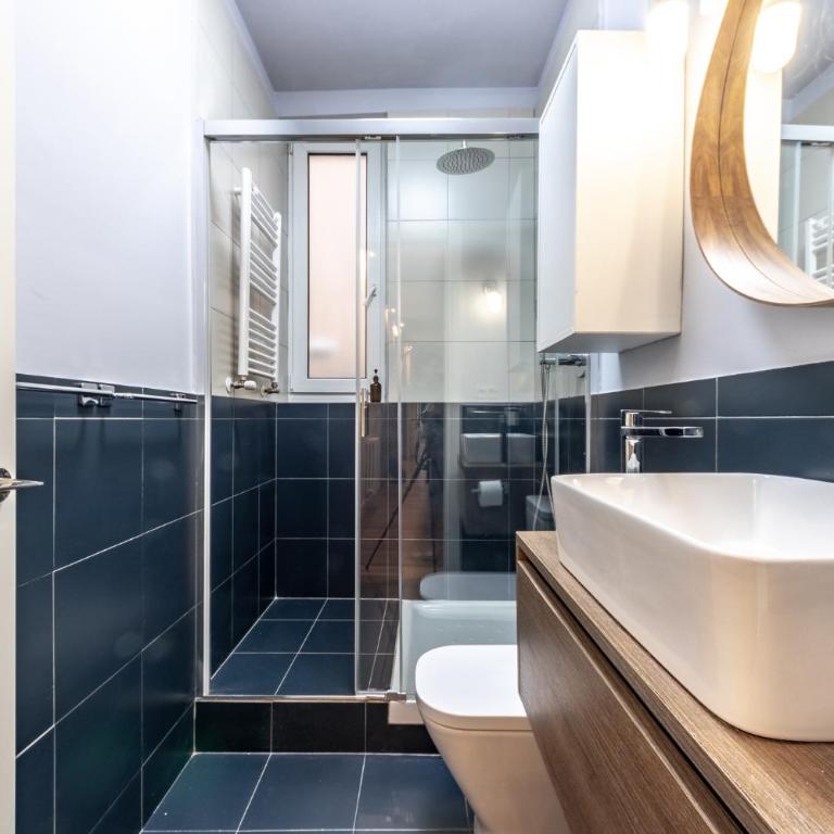 Encantador apartamento en el casco antiguo de Bilbao - Two-Bedroom Apartment - 4