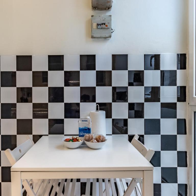 Encantador apartamento en el casco antiguo de Bilbao - Two-Bedroom Apartment - 27