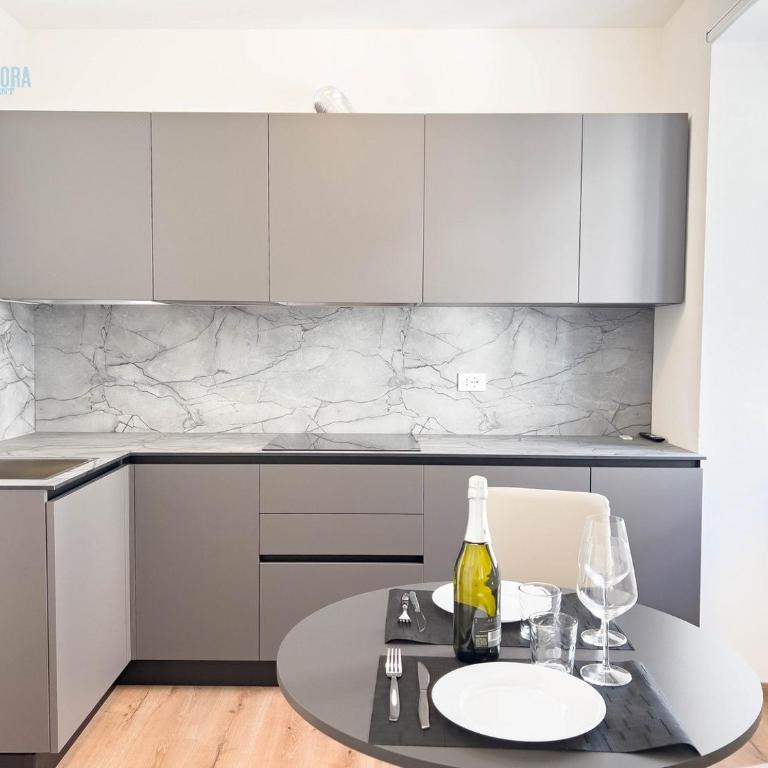Palazzo Saba Tirabora Short Rent - Monolocale - 8