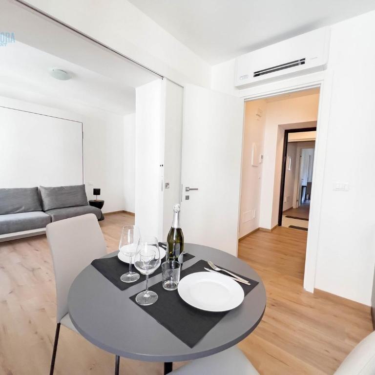 Palazzo Saba Tirabora Short Rent - Monolocale - 11
