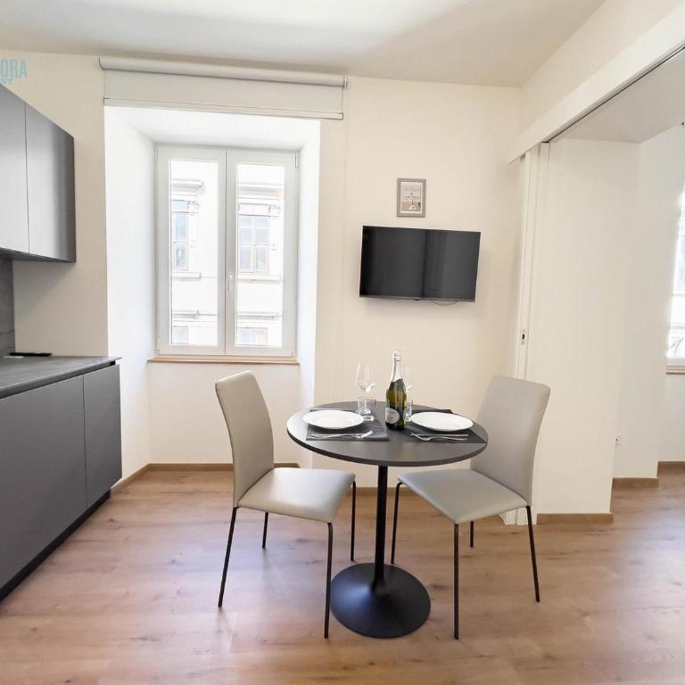 Palazzo Saba Tirabora Short Rent - Monolocale - 2