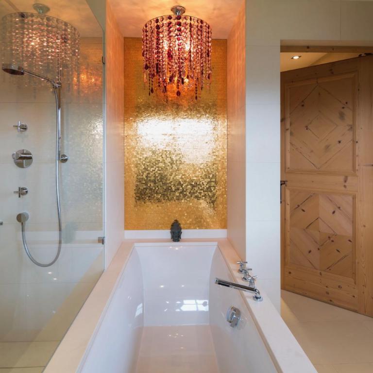 Chalet Bockberg Ski in - Ski out & Whirlpool in Kitzbühel by ONE VILLAS - Chalet - 17