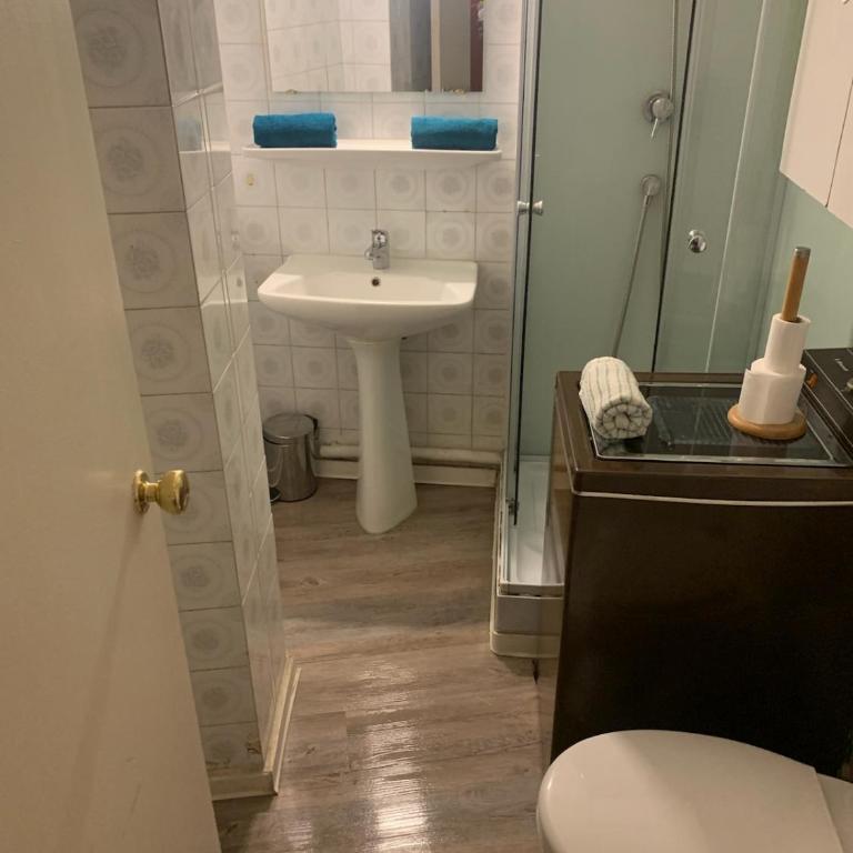 AJACCIO CATHEDRALE AU COEUR DE LA CITEE IMPERIALE POUR 3 a 4 PERS PROCHE DES PLUS BELLES PLAGES ET DE TOUTES COMMODITES PORT A 2MN - Apartment - 4
