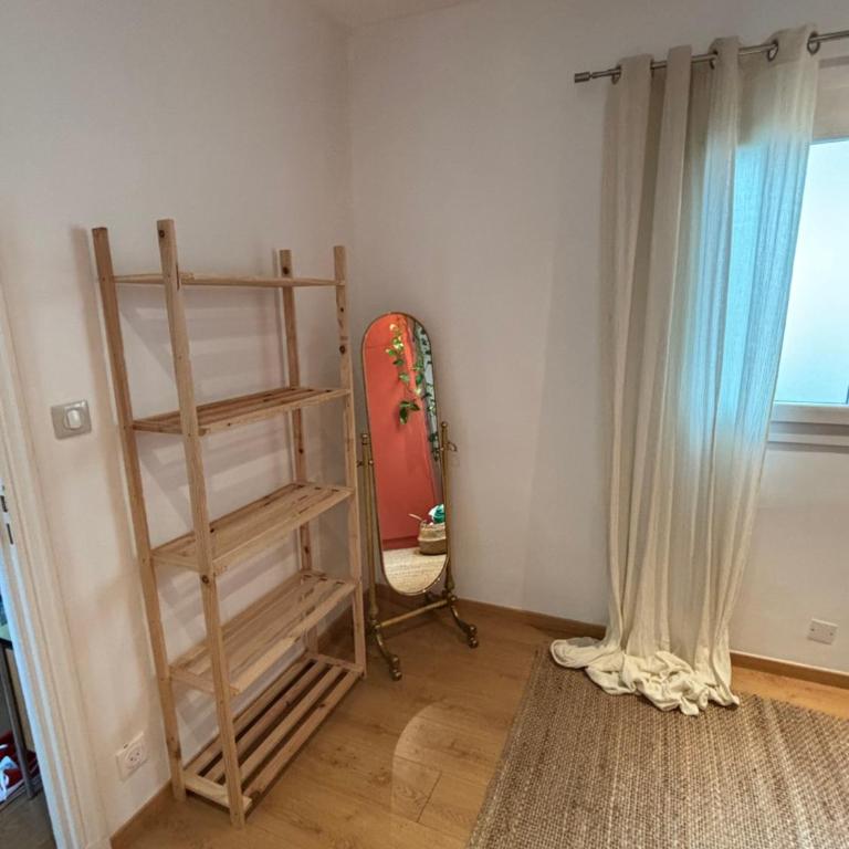 Room in Apartment in Palais Longchamp, Marseille - Chambre Double avec Salle de Bains Commune - 1