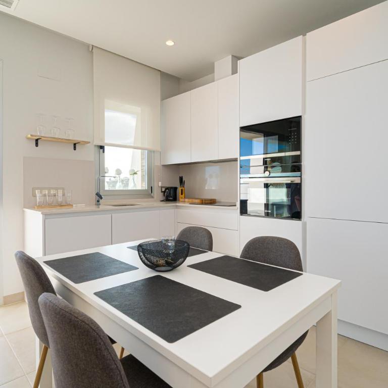 Precioso y luminoso apartamento en Benidorm - Appartamento con 2 Camere da Letto, Terrazza e Vista Mare - 17
