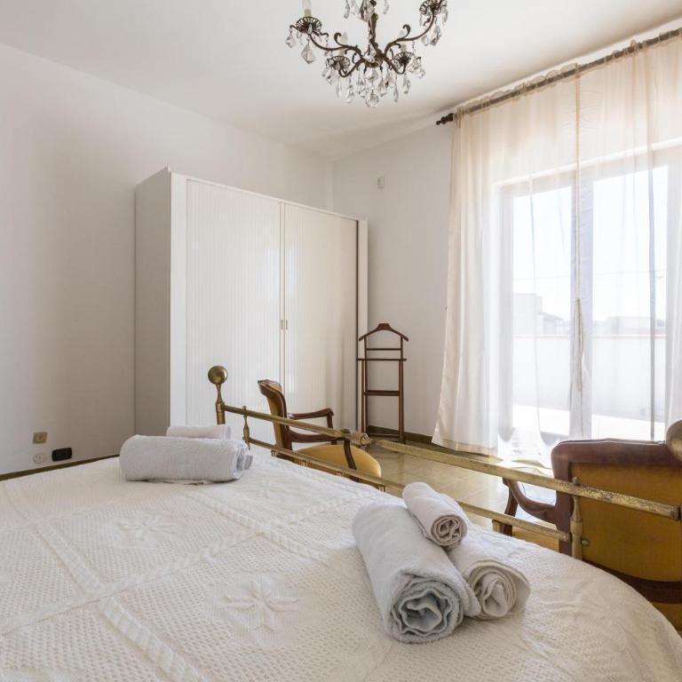 Villa Bea by BarbarHouse - Five-Bedroom House - 17