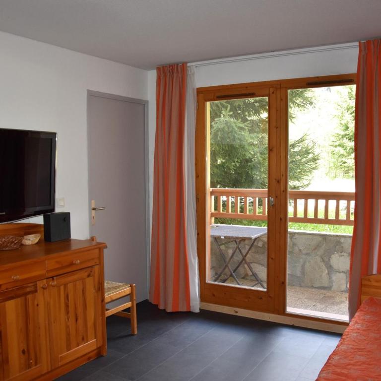 Appartement pratique proche commerces et téléphérique, 2 pièces, 4 pers. - FR-1-464-213 - Apartamento - 6