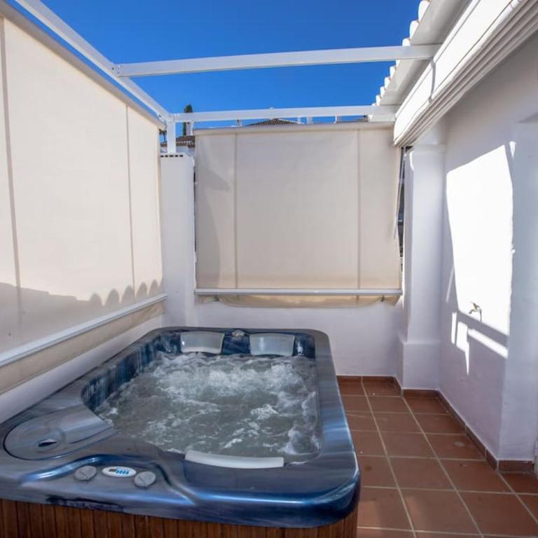 Precioso adosado con jacuzzi en Marina del Este - Casa de 3 dormitorios - 16