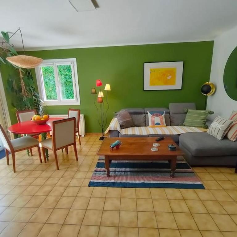 Appartement coloré terrasse 2, 4 personnes - Appartement 2 Chambres - 3