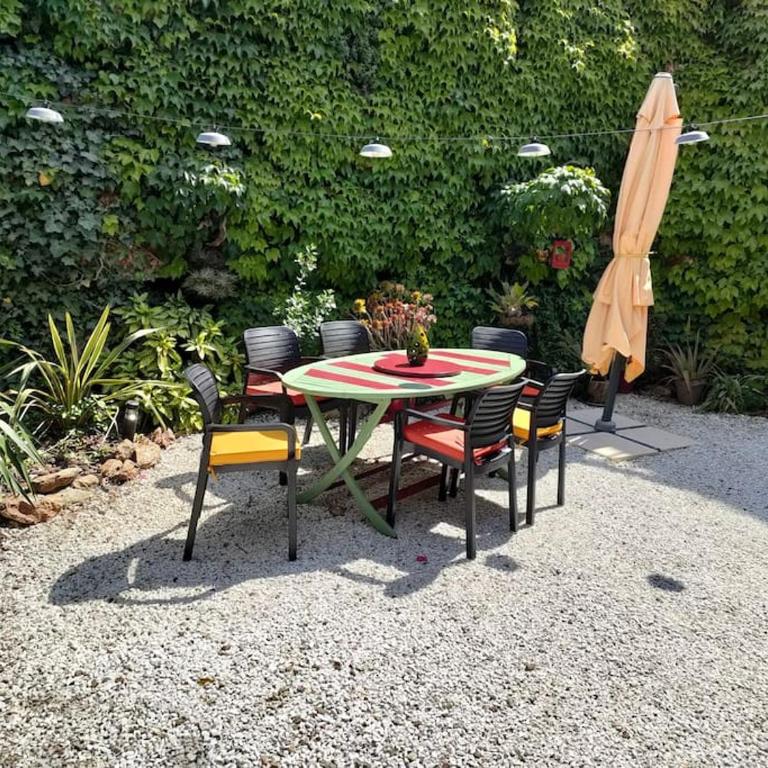 Appartement coloré terrasse 2, 4 personnes - Appartement 2 Chambres - 17