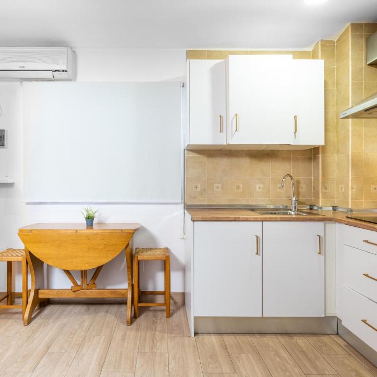 WintowinRentals Cómodo Estudio en Málaga. - Apartamento Estudio - 3