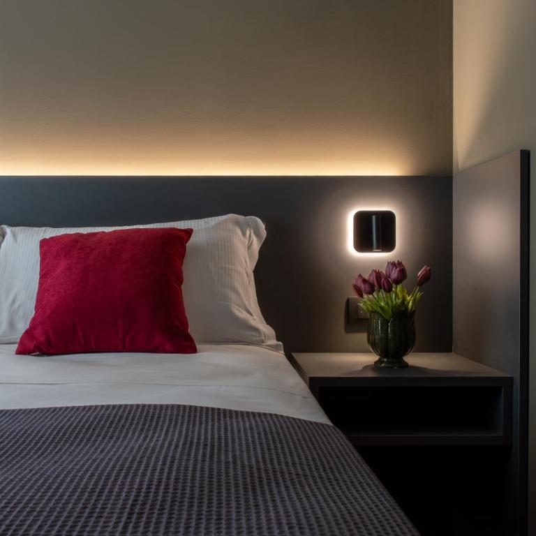 Levelup - Standard Double Room - 4