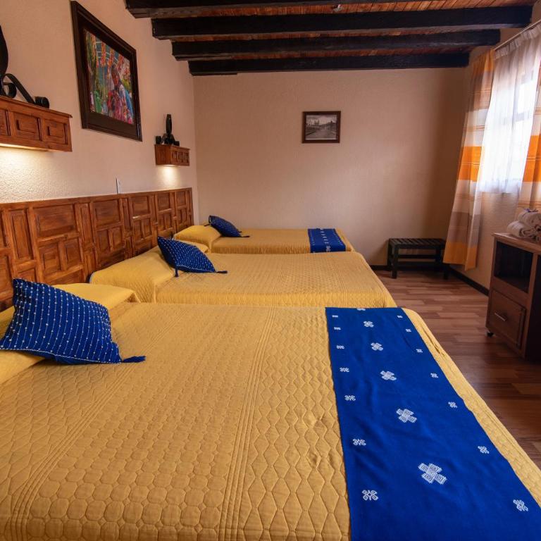 Hotel Palacio de Moctezuma - Family Room - 7