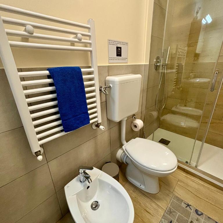 D'Aragona Guest House - Triple Room - 22