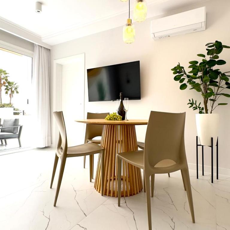 Sun Island - Two-Bedroom Apartment - 13