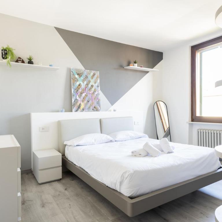 San Zeno Nascosta by Reasy&Busy - Two-Bedroom Apartment - 9