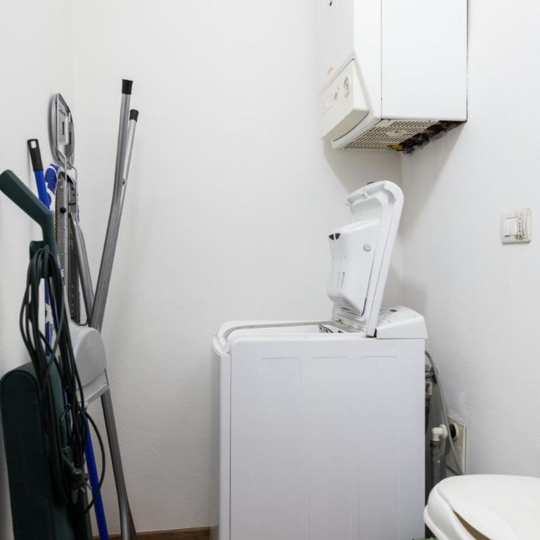 San Zeno Nascosta by Reasy&Busy - Two-Bedroom Apartment - 19