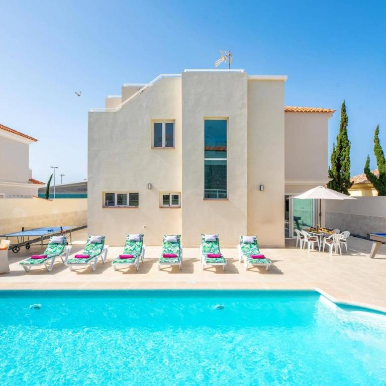 Villa Alegria by Villa Plus - Villa - 2