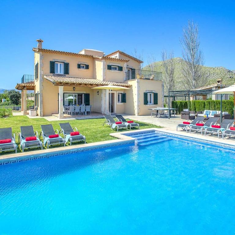 Villa Hort de Siller by Villa Plus - Villa - 1