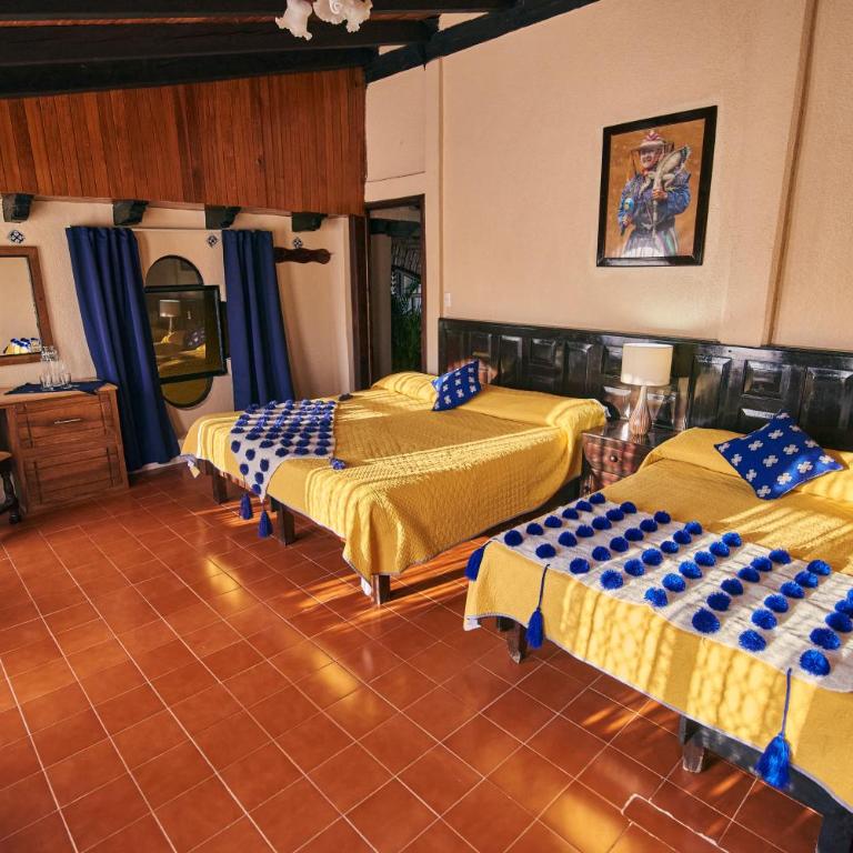 Hotel Palacio de Moctezuma - Triple Room - 15