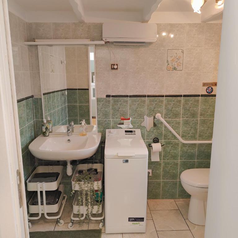 Bel appartement avec piscine - Appartement 1 Chambre - 16