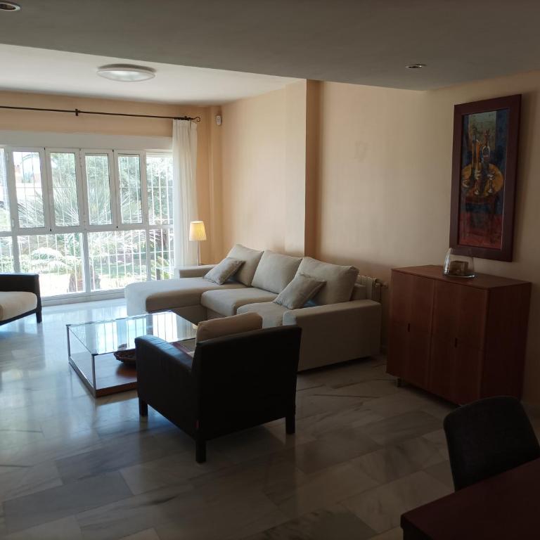 chalet & piscina-jardín-barbacoa - Villa de 4 dormitorios - 24