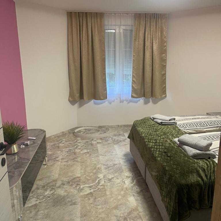 Apartments in elegant Villa am Red Bull Ring in Spielberg - Villa - 10