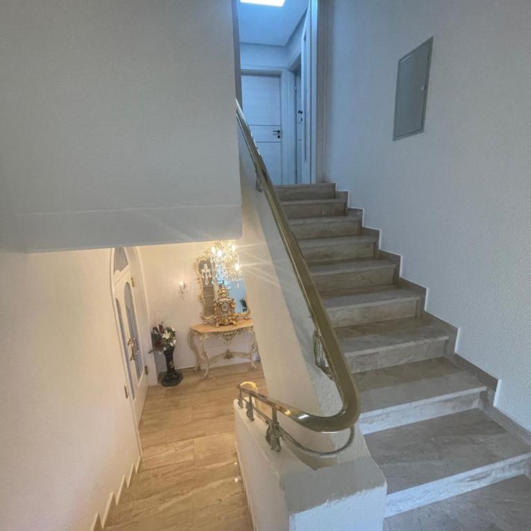 Apartments in elegant Villa am Red Bull Ring in Spielberg - Villa - 11