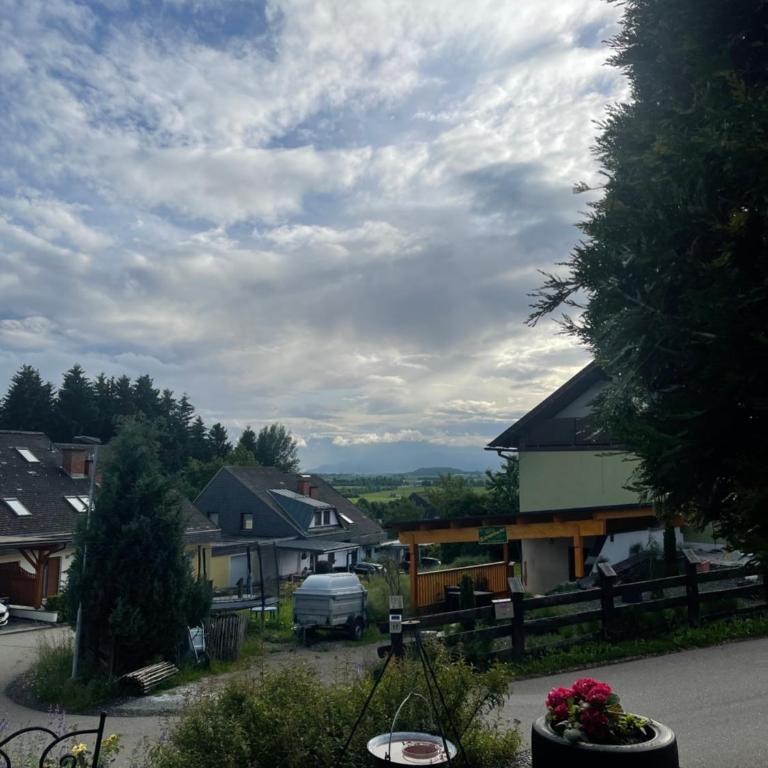 Apartments in elegant Villa am Red Bull Ring in Spielberg - Villa - 30