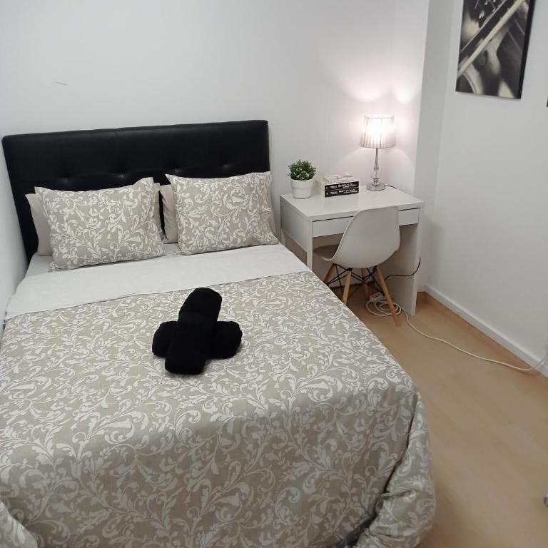 Double Interior Room Center City - Standard Double Room with Fan - 1