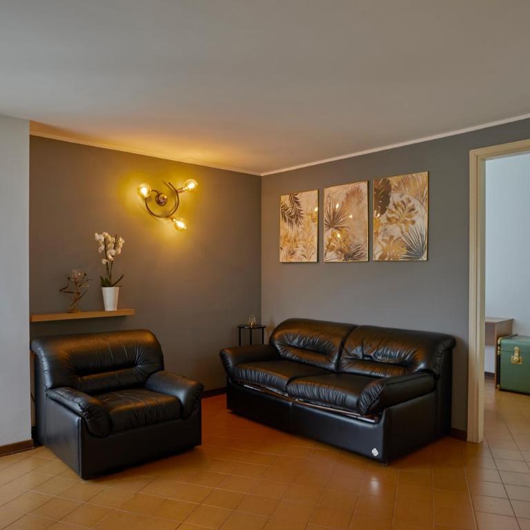 La Finestra sul lago - 100mt lake - wonderful lake view for 6 people, pool, free parking - Appartamento con 3 Camere da Letto - 4