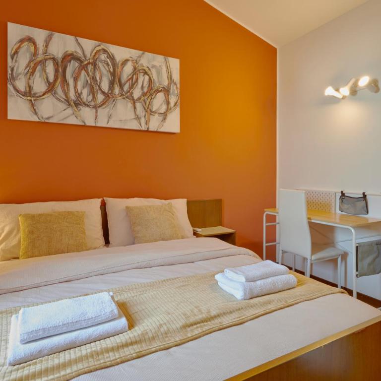 La Finestra sul lago - 100mt lake - wonderful lake view for 6 people, pool, free parking - Appartamento con 3 Camere da Letto - 5
