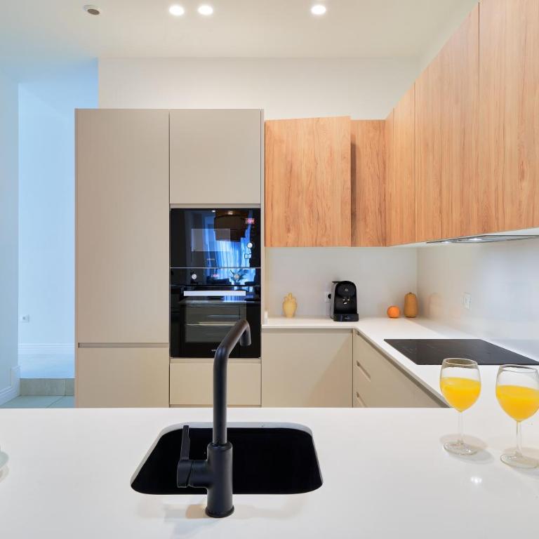 Sun-kissed Getaway - Apartamento de 2 dormitorios con terraza - 12
