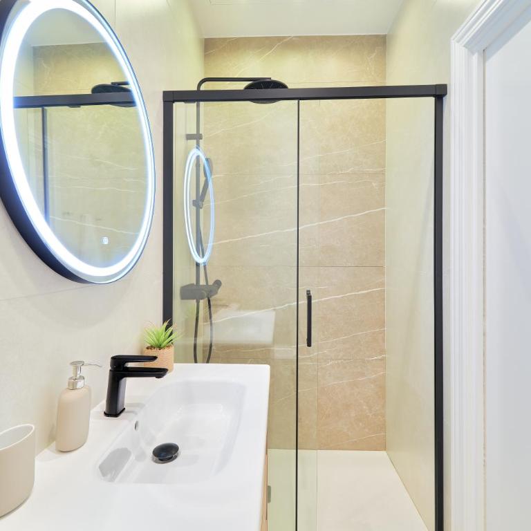 Sun-kissed Getaway - Apartamento de 2 dormitorios con terraza - 9
