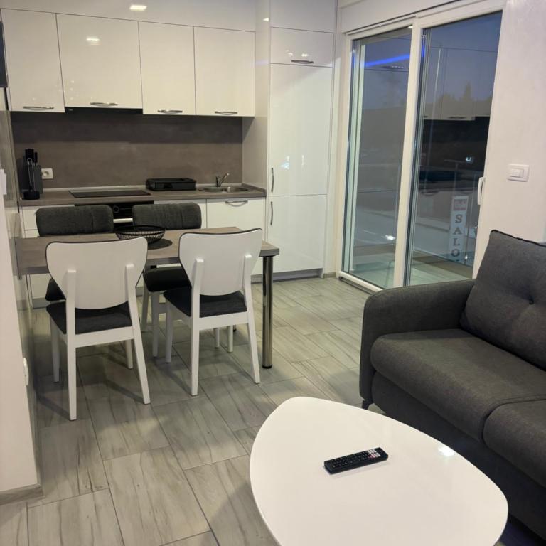 Maja Apartmani - Apartman sa 2 Spavaće Sobe - 2