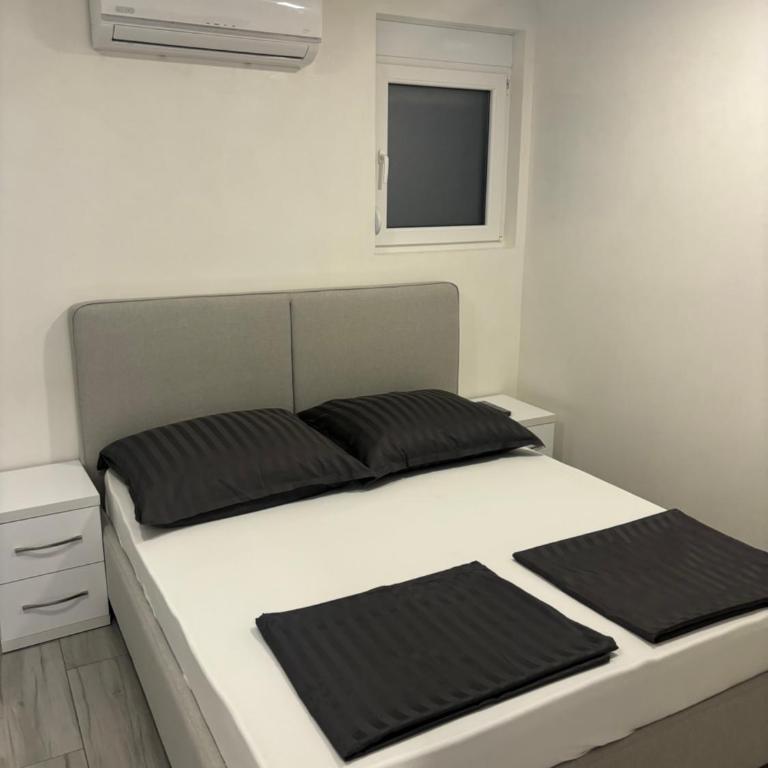 Maja Apartmani - Apartman sa 2 Spavaće Sobe - 14