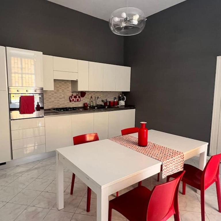 Casetta Centrale di Bibi a Piazza Amedeo - One-Bedroom Apartment - 6