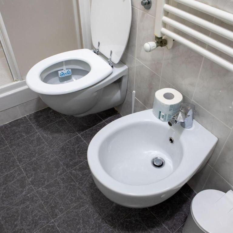 La casa di Adry - Two-Bedroom Apartment - 23