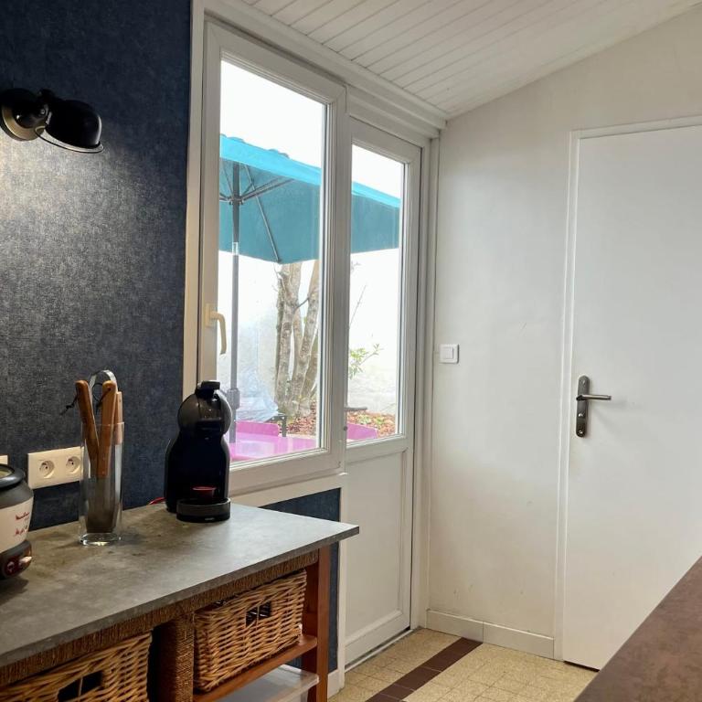 Maison "Les Roses Trémières" à deux pas de la mer - Vacation Home - 9