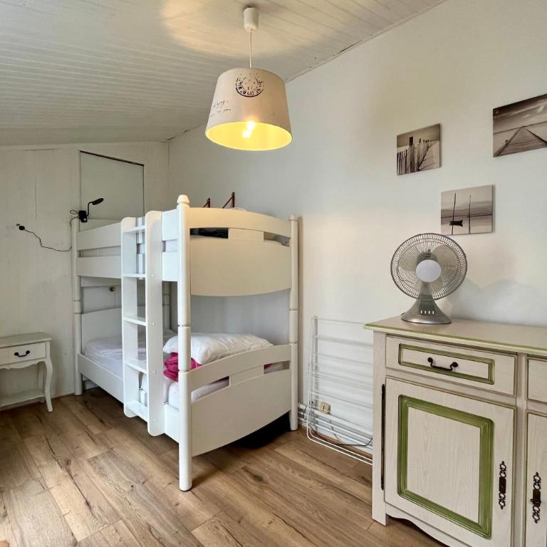 Maison "Les Roses Trémières" à deux pas de la mer - Vacation Home - 11