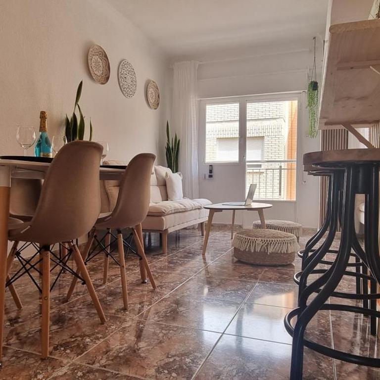 WABI BEACH LUXURY HOUSE - Excelente Ubicacion!! Centro y Frente a Playa Colonia con Aire - Apartamento de 3 dormitorios - 6