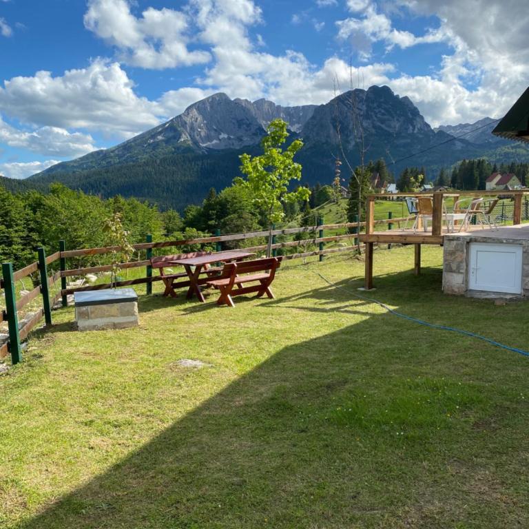 Vista Pitomine - Two-Bedroom Chalet - 25