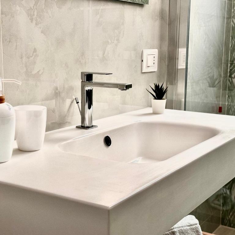 D'amari:[Pozzallo 250 metri dal mare] Suite U'Suli - Appartamento con 1 Camera da Letto - 16