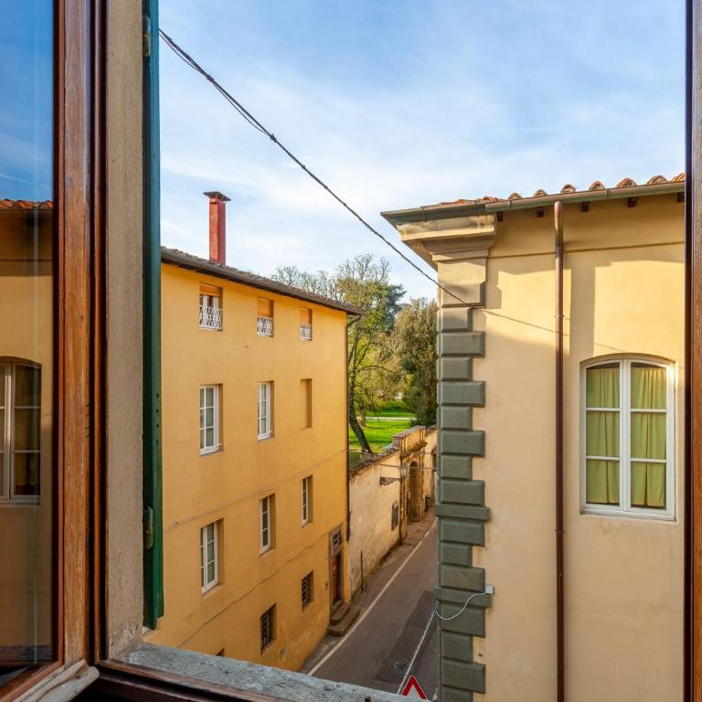 Dentro le Mura, ampia casa 3 min Lucca Comics - Apartment - 12