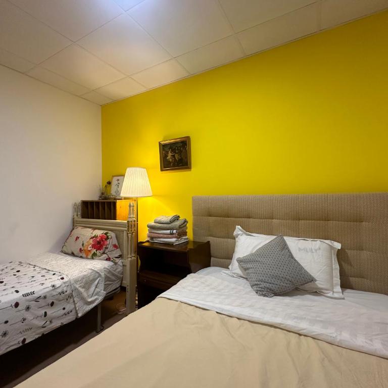 Mirador 2 del Mercado Central - habitacion con baño privado en el centro de la Ciudad Vella - Mixed Dormitory Room - 13