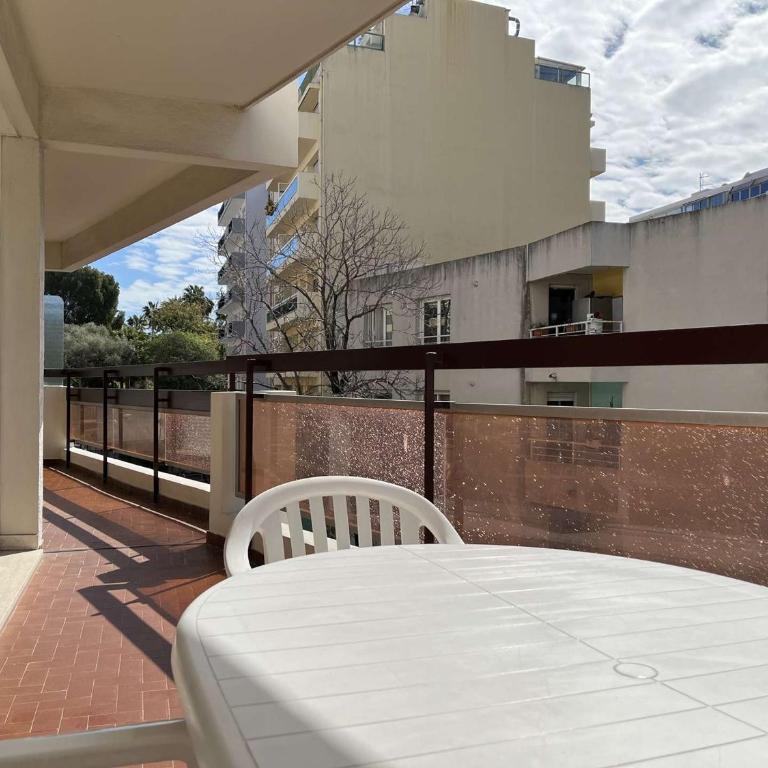 Appartement 2P avec terrasses, parking privé, à 100m des plages - Juan-les-Pins - FR-1-252-196 - Apartment - 16